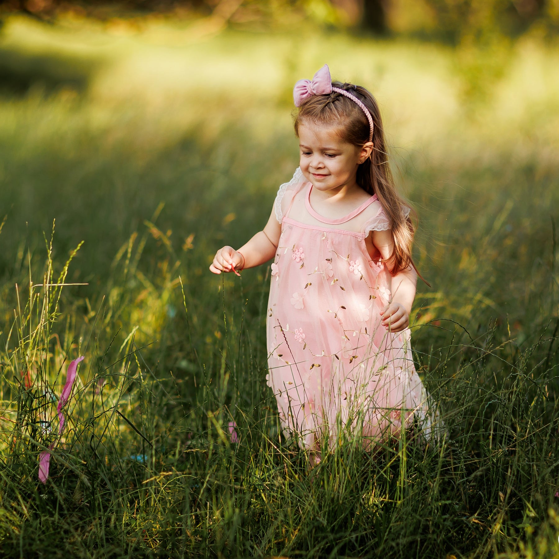 Rochie cu detalii Sariza Roz