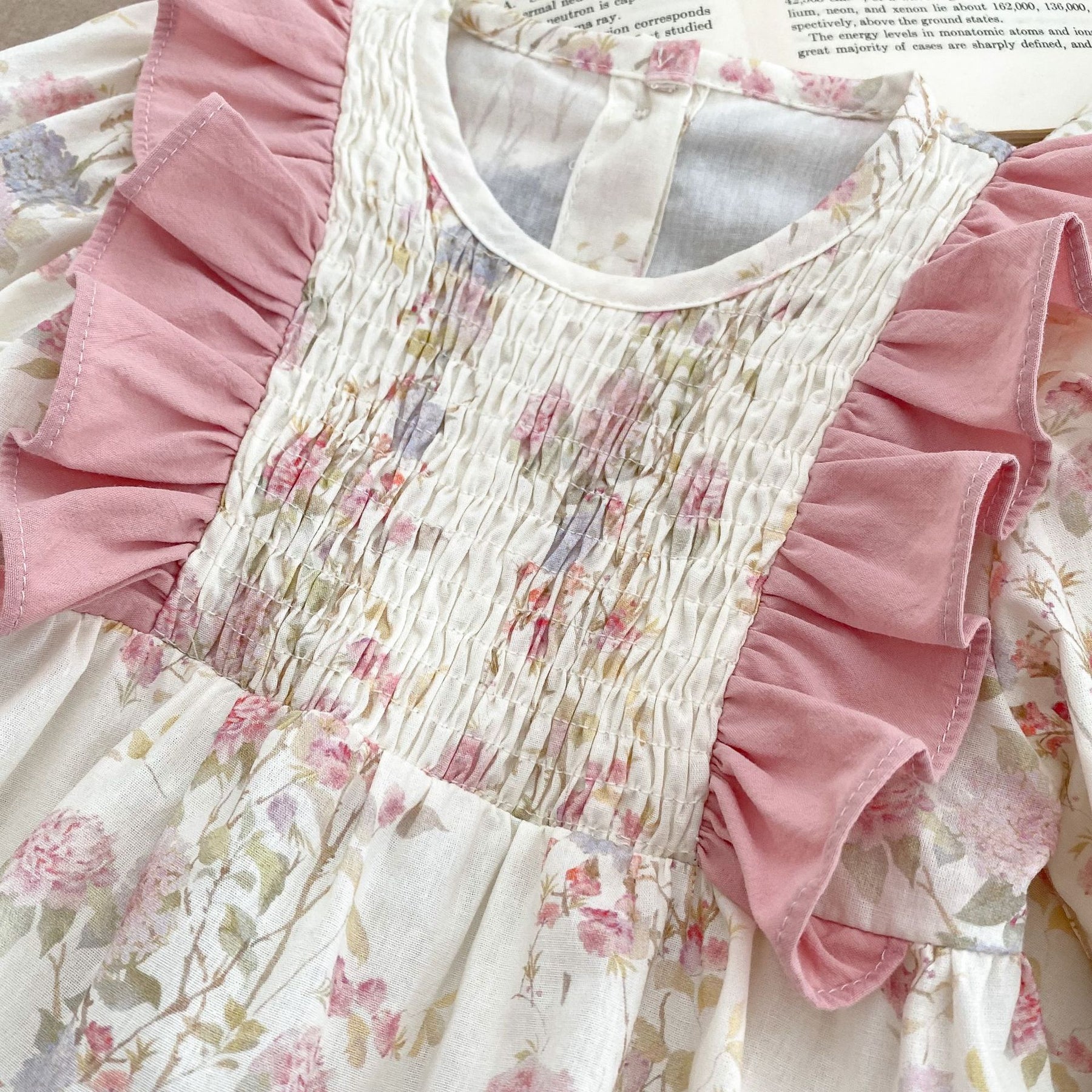 Rochie cu detalii Yunia