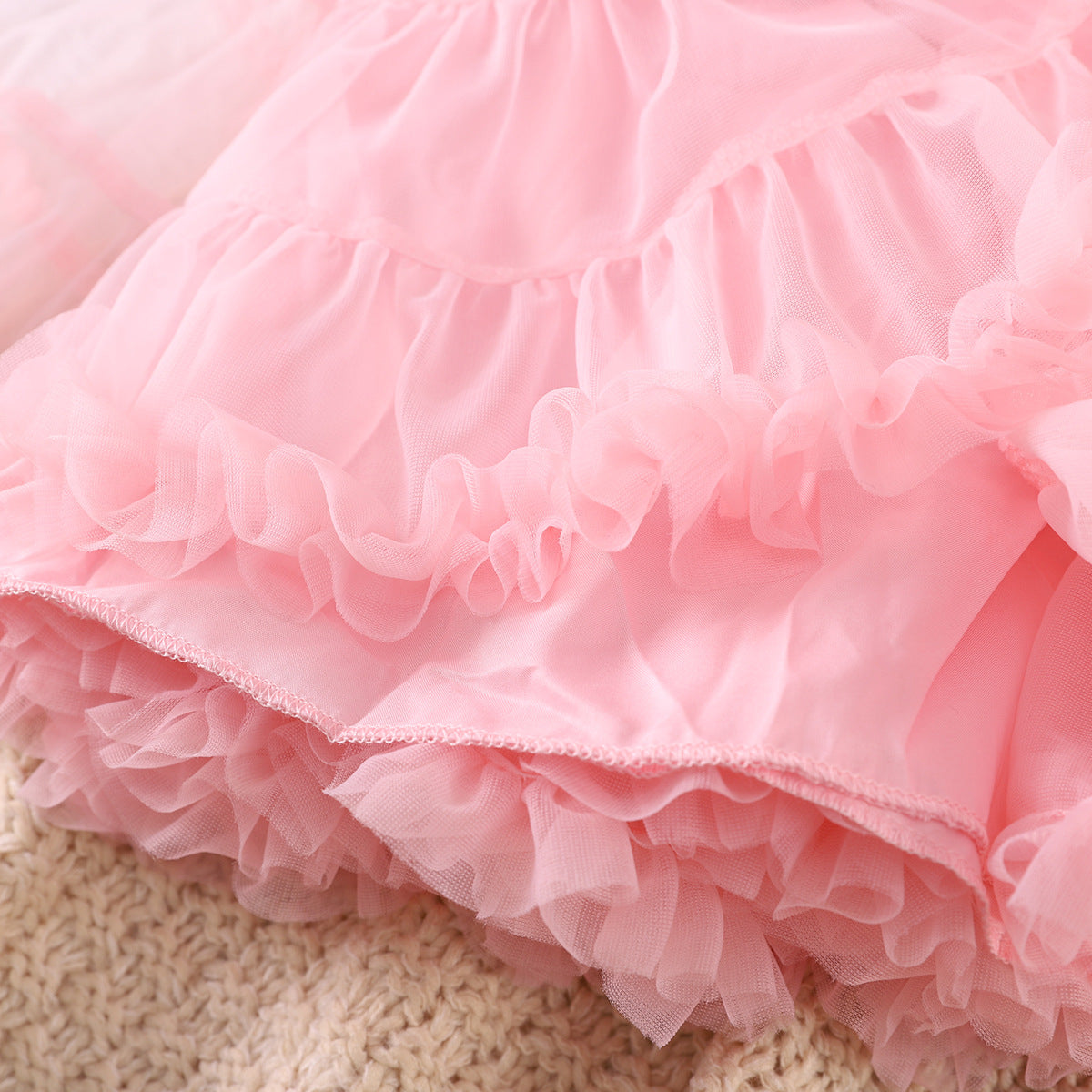 Fusta cu detalii Menina Roz