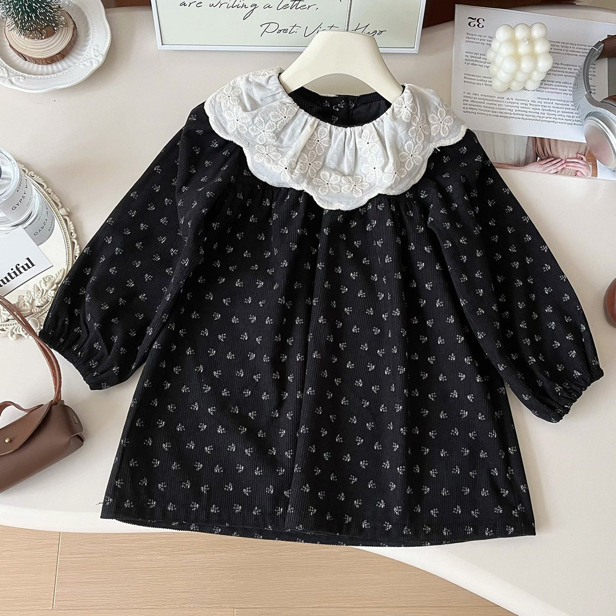 Rochie cu detalii More Negru