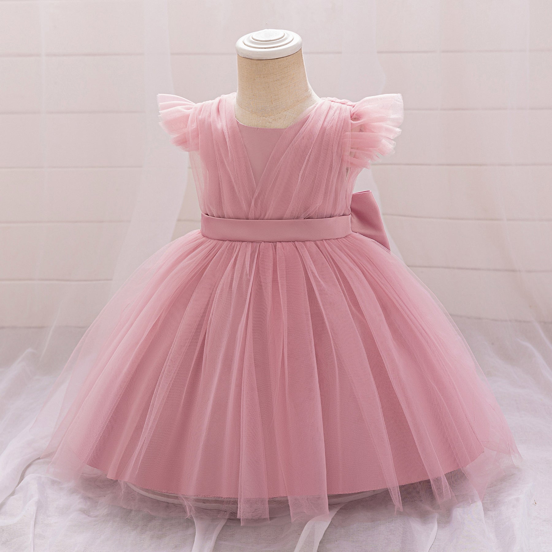 Rochie cu detalii Adora Roz