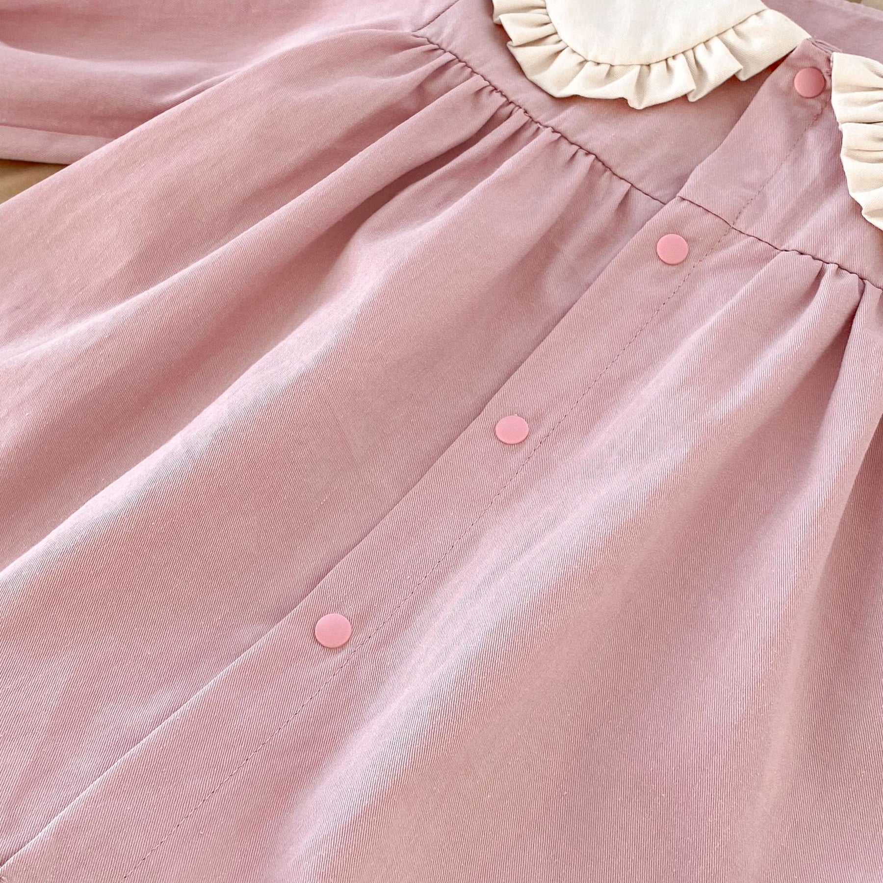 Rochie cu detalii Yusia Roz