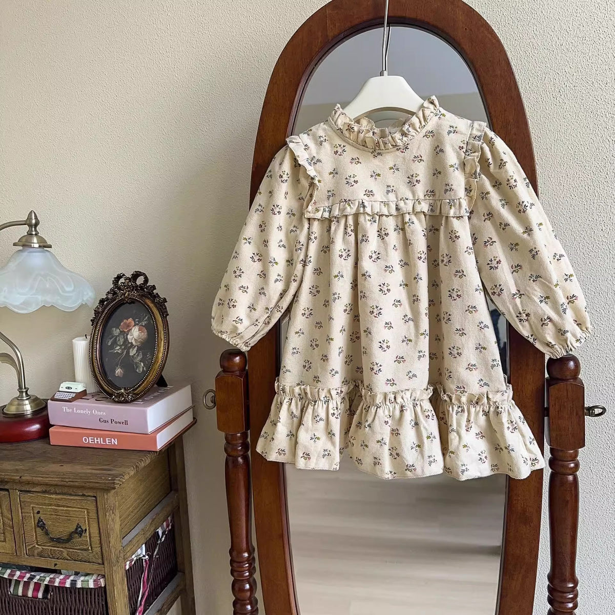 Rochie cu detalii Lirza Crem