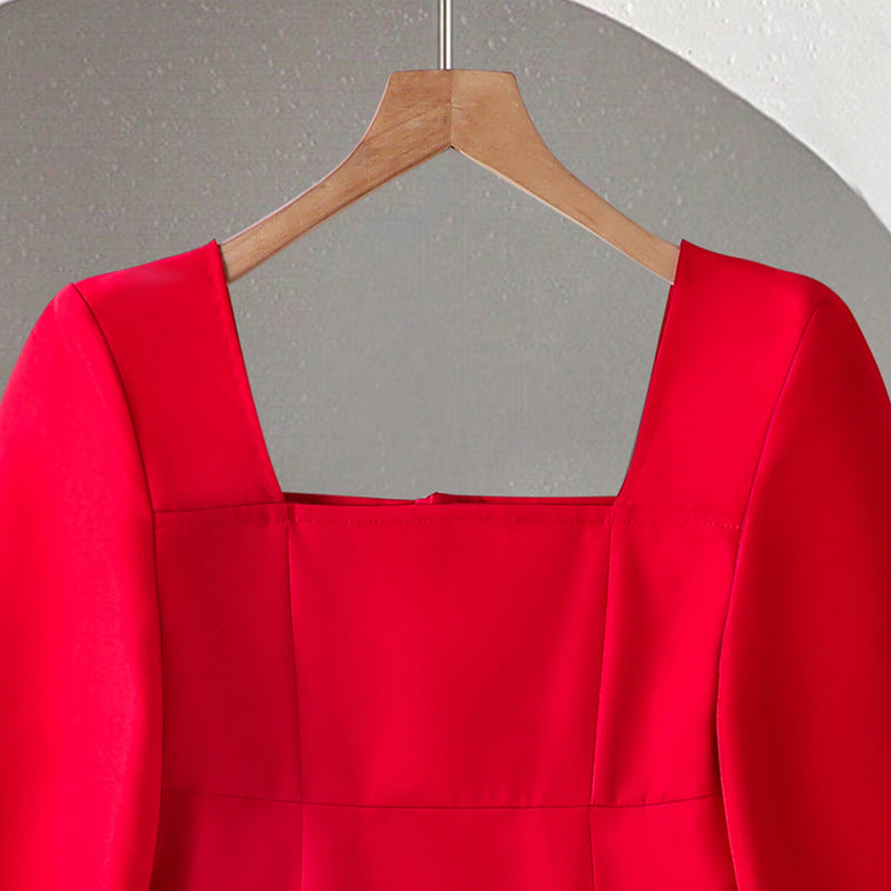 Rochie cu detalii Zaden Rosu