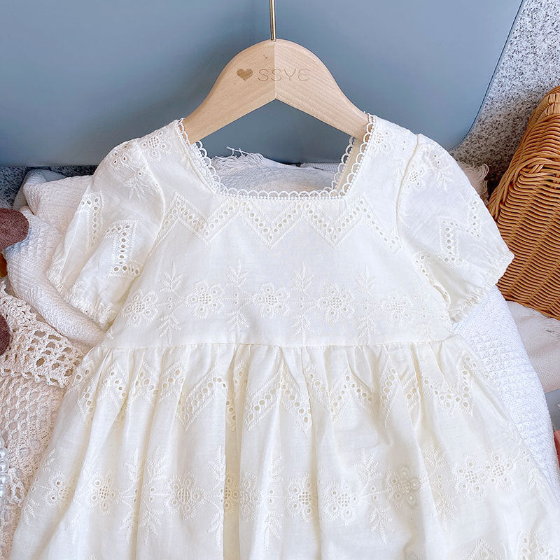 Rochie cu detalii Nasara Crem