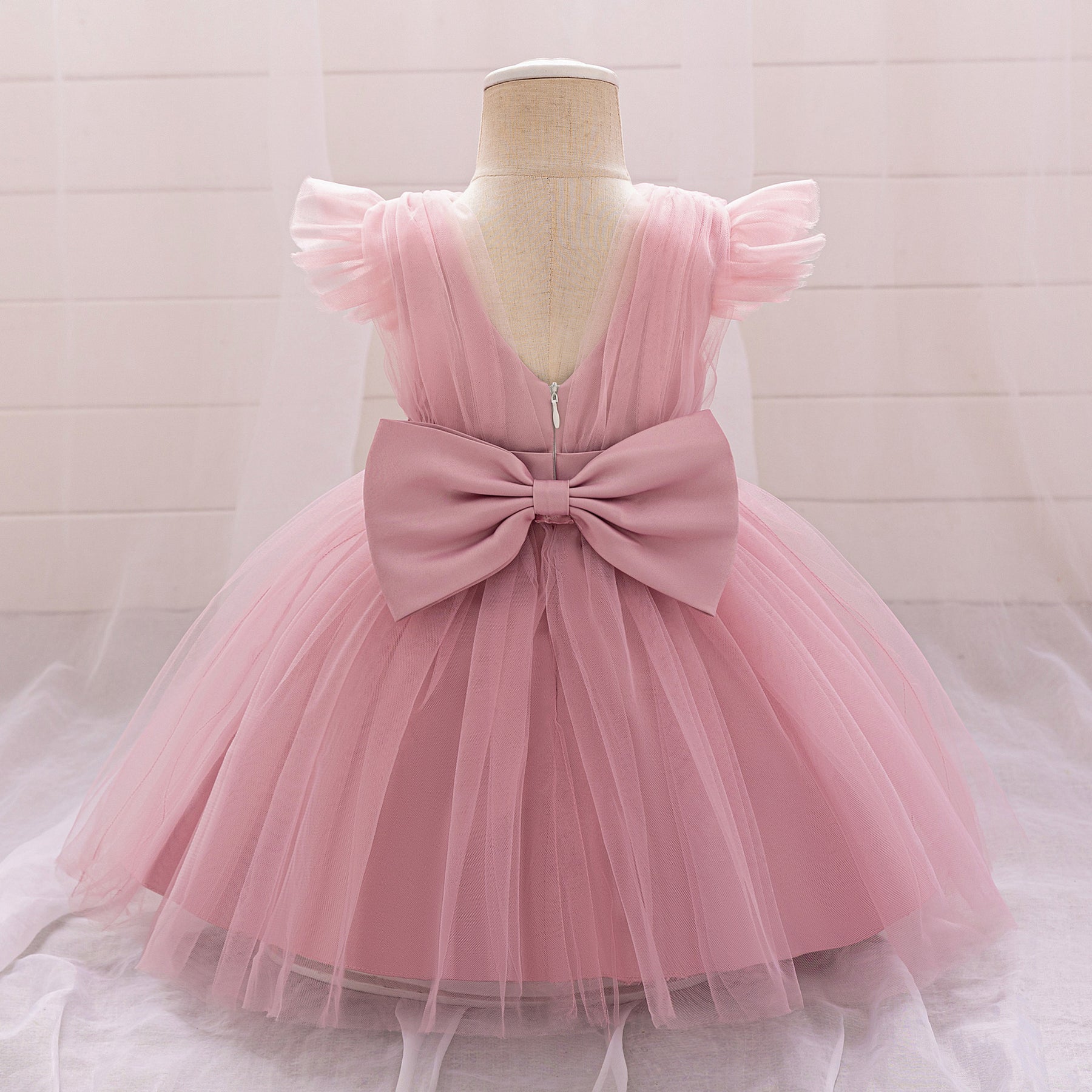 Rochie cu detalii Adora Roz