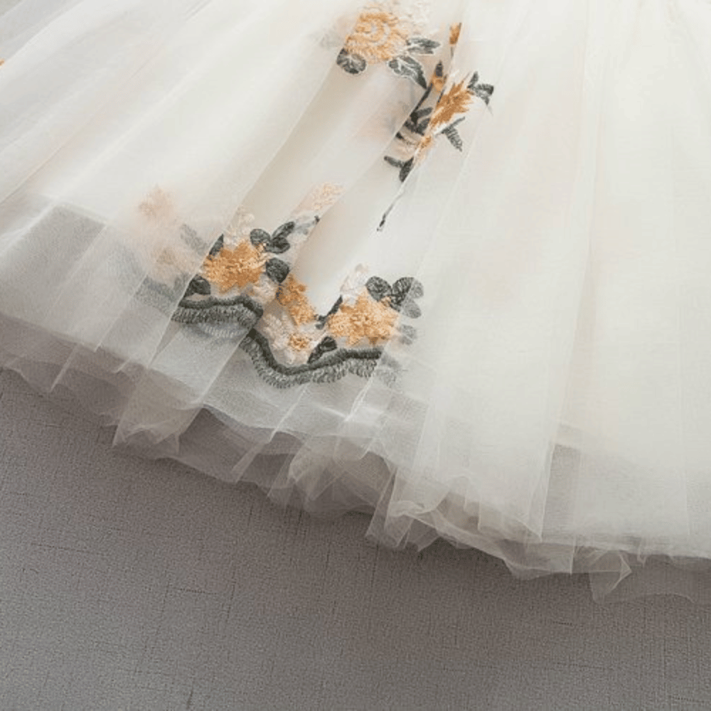Rochie cu detalii Saraita Crem