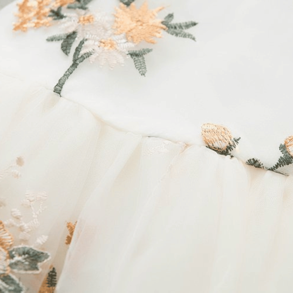 Rochie cu detalii Saraita Crem