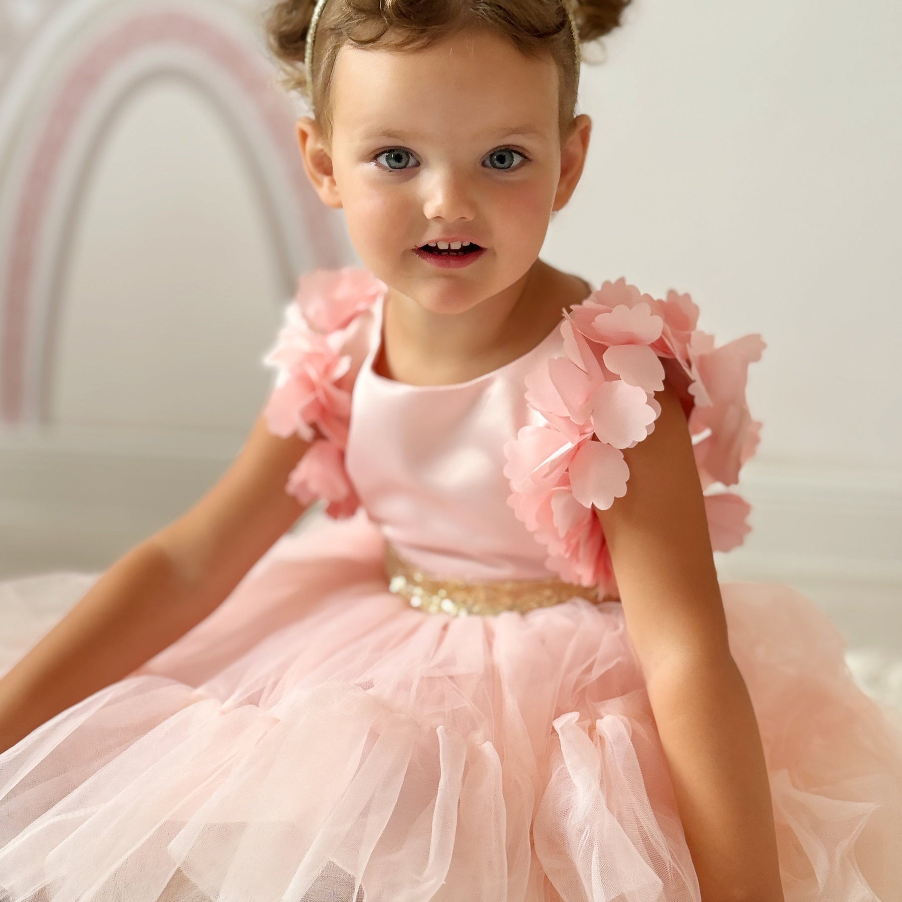 Rochie cu detalii Perusa Roz