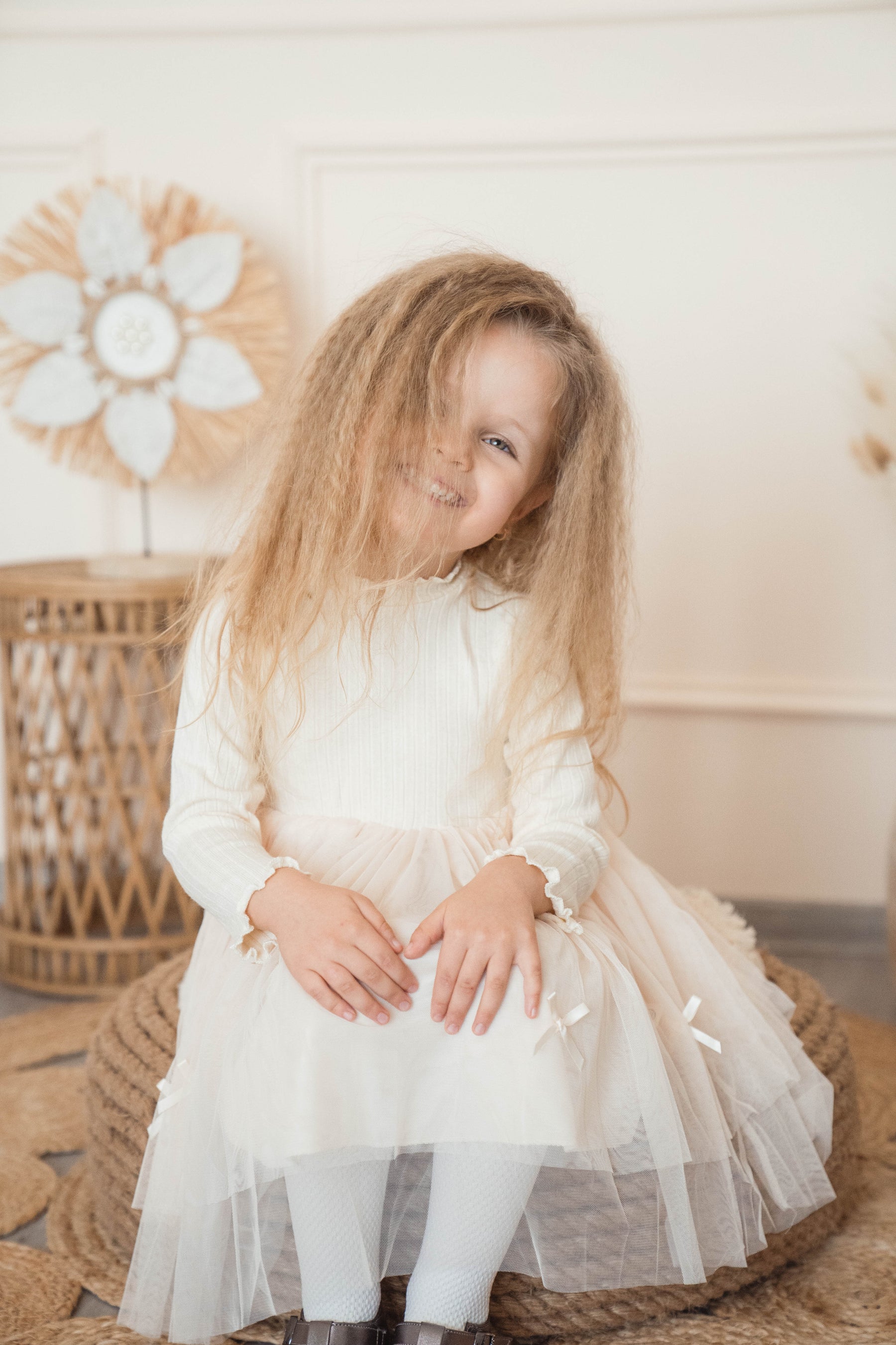 Rochie cu detalii Raluca Crem