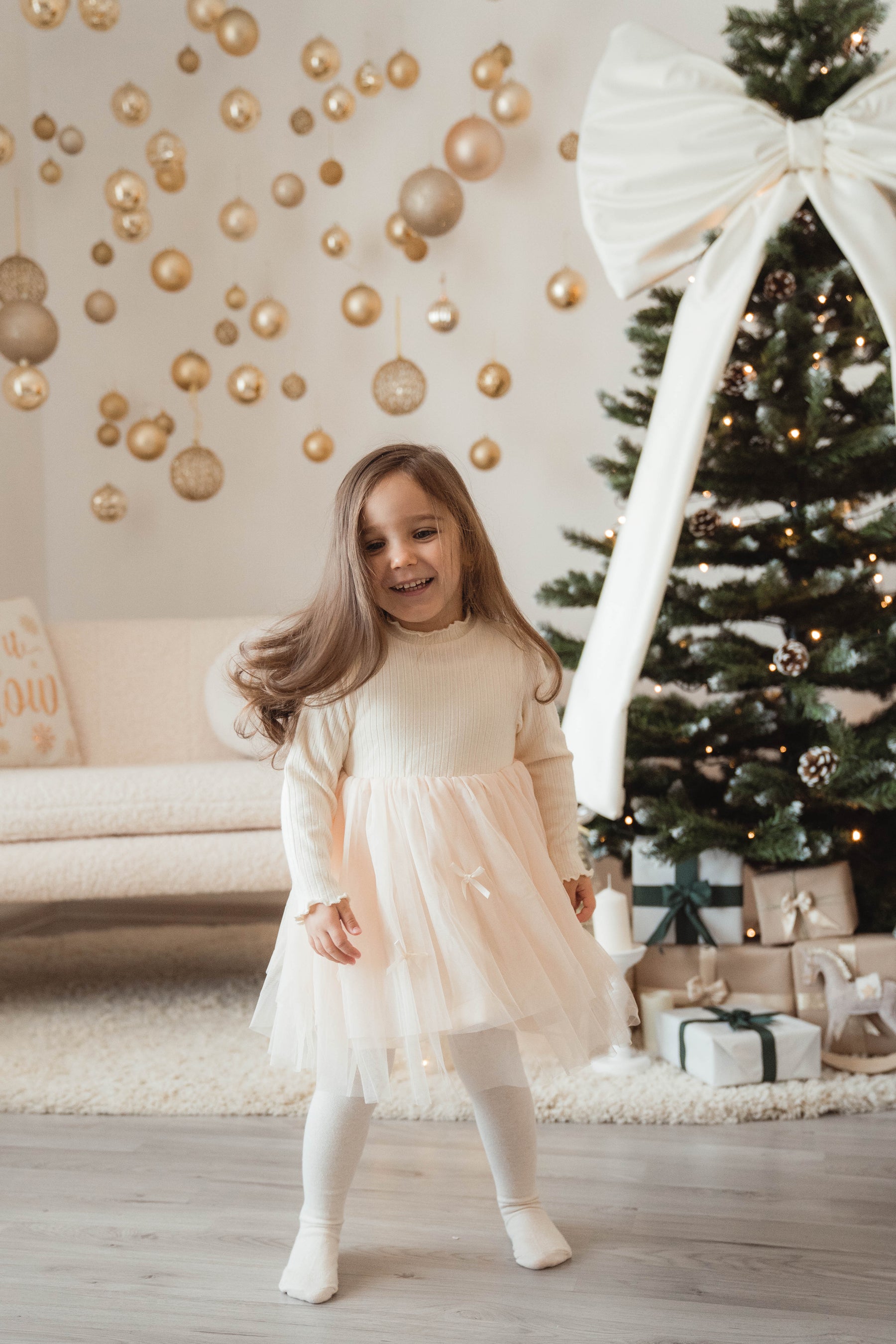 Rochie cu detalii Raluca Crem