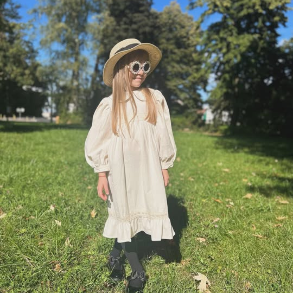 Rochie cu detalii Mia Crem