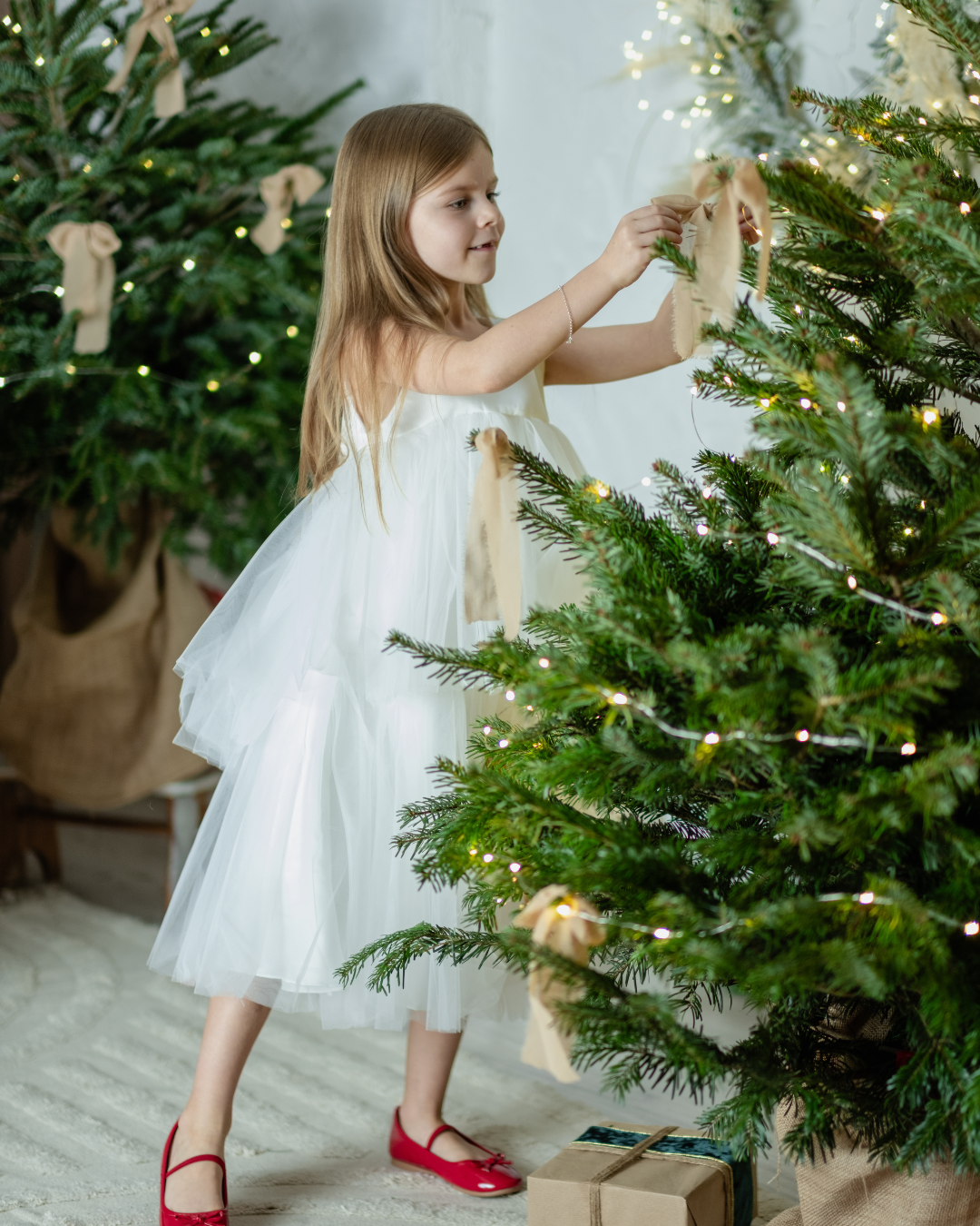 Rochie cu detalii Sofia Alb