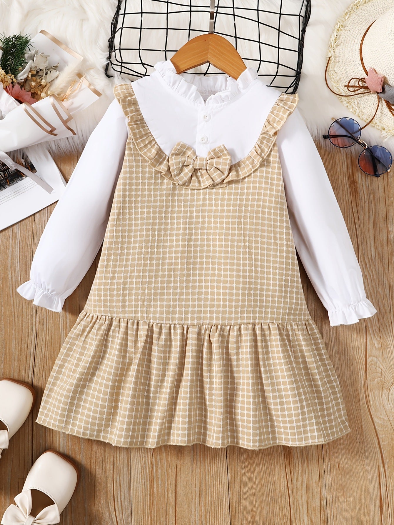 Rochie cu detalii Ibena Crem