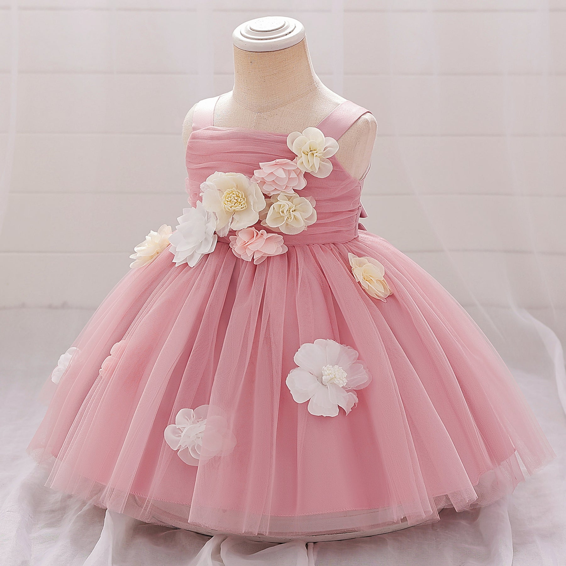 Rochie cu detalii Abana Roz