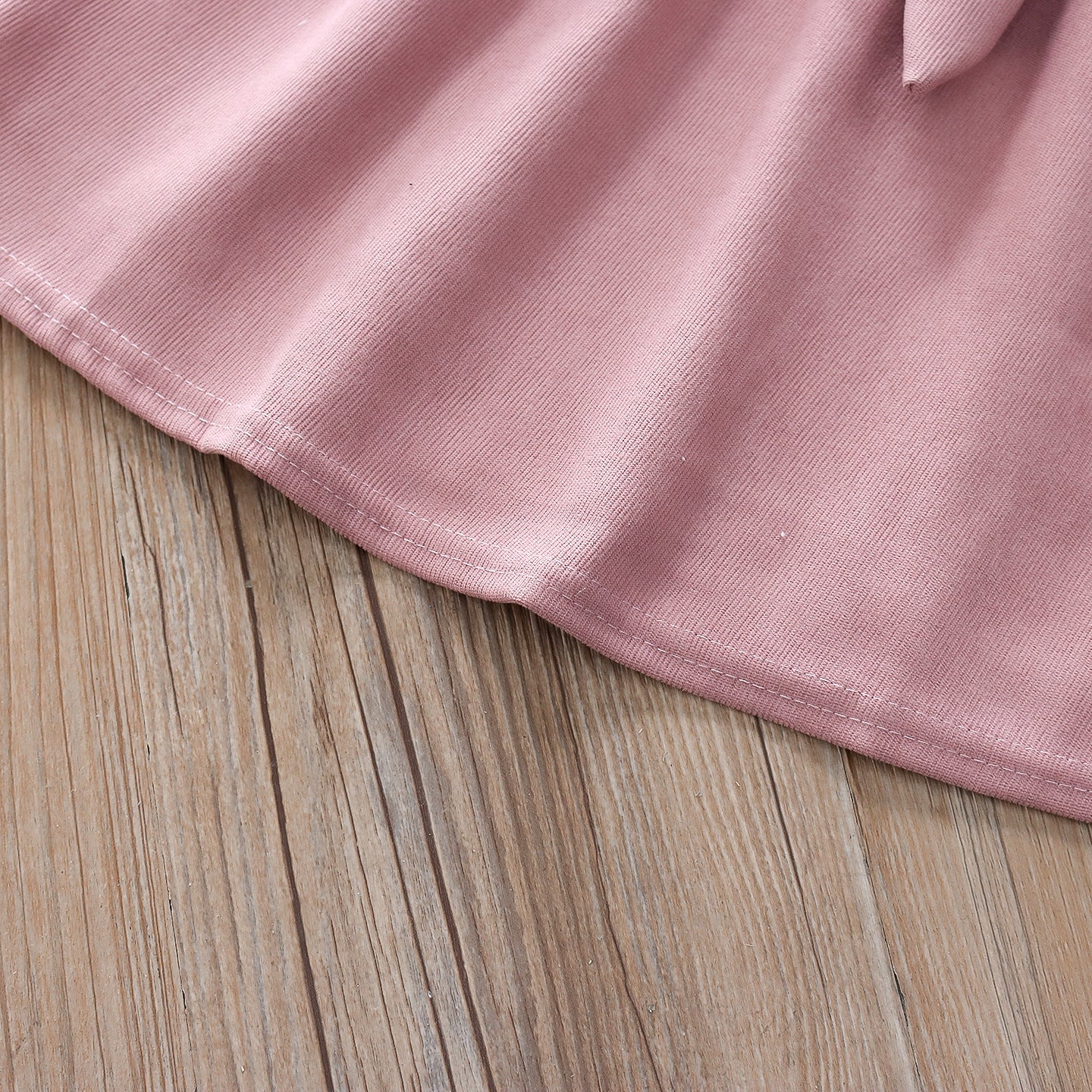 Rochie cu detalii Flawe Roz