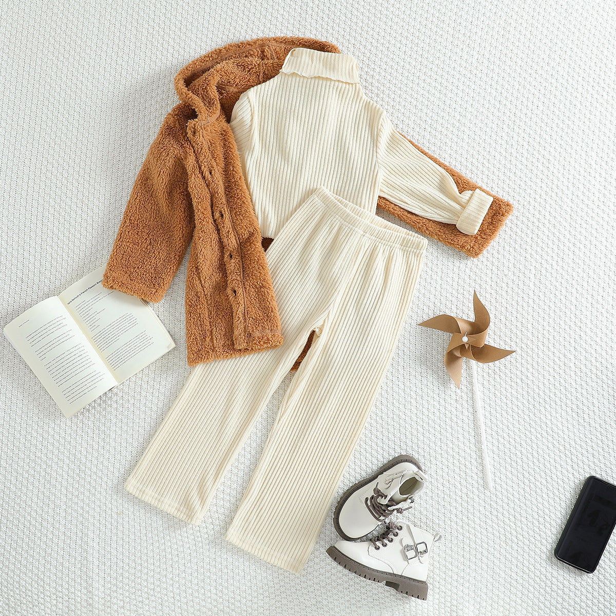 Set din trei piese Nalsa Crem