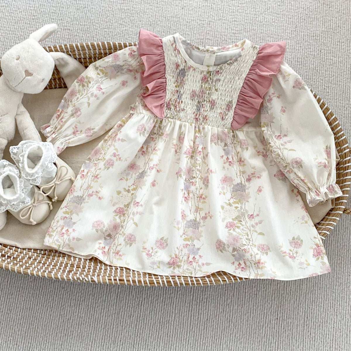 Rochie cu detalii Yunia