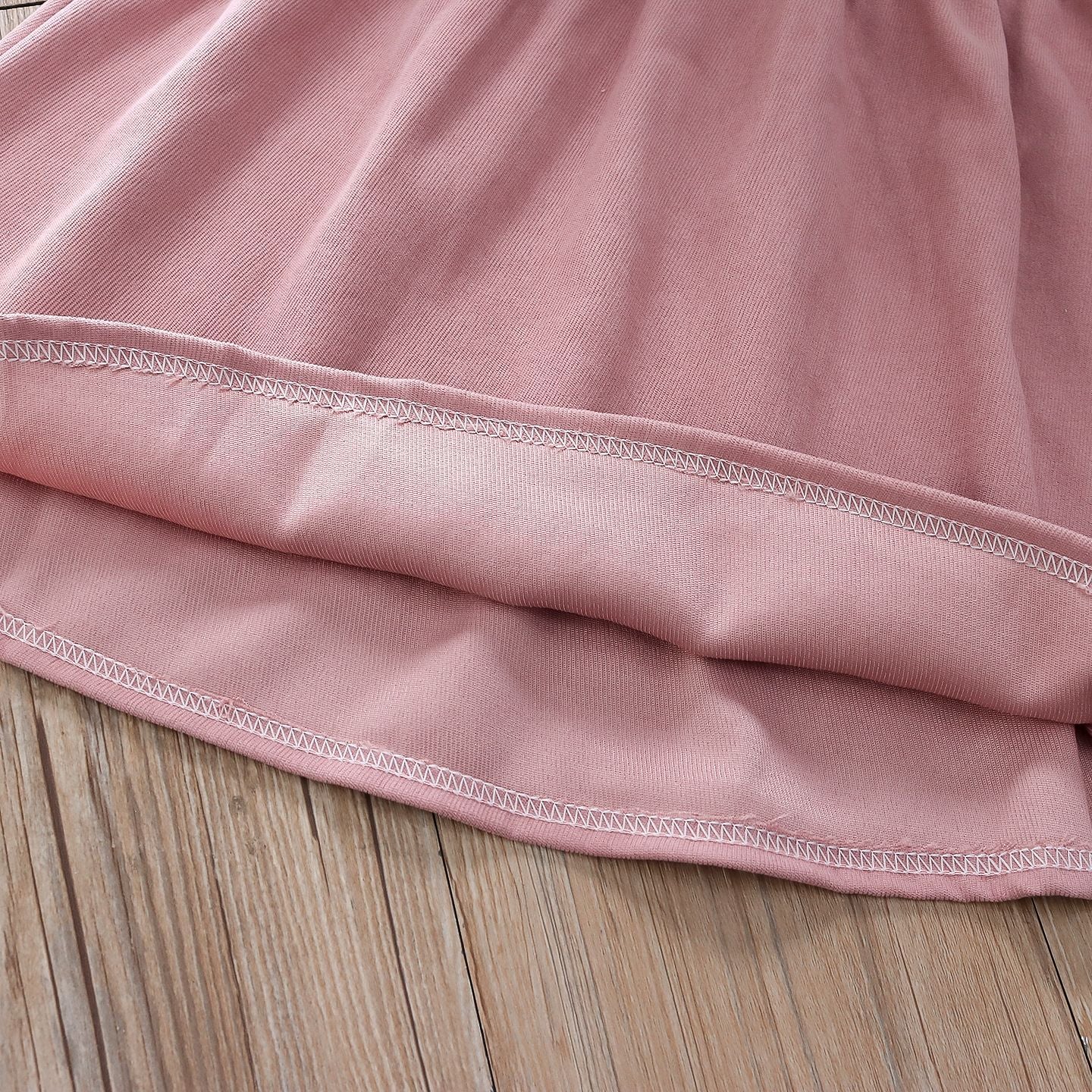 Rochie cu detalii Flawe Roz