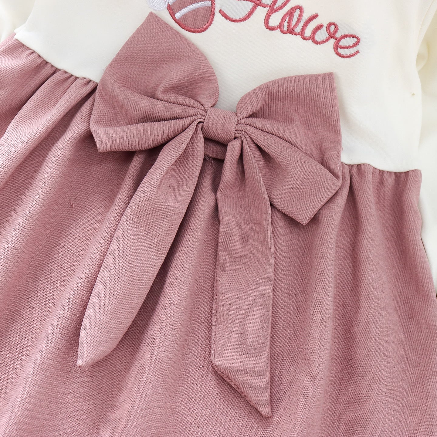 Rochie cu detalii Flawe Roz