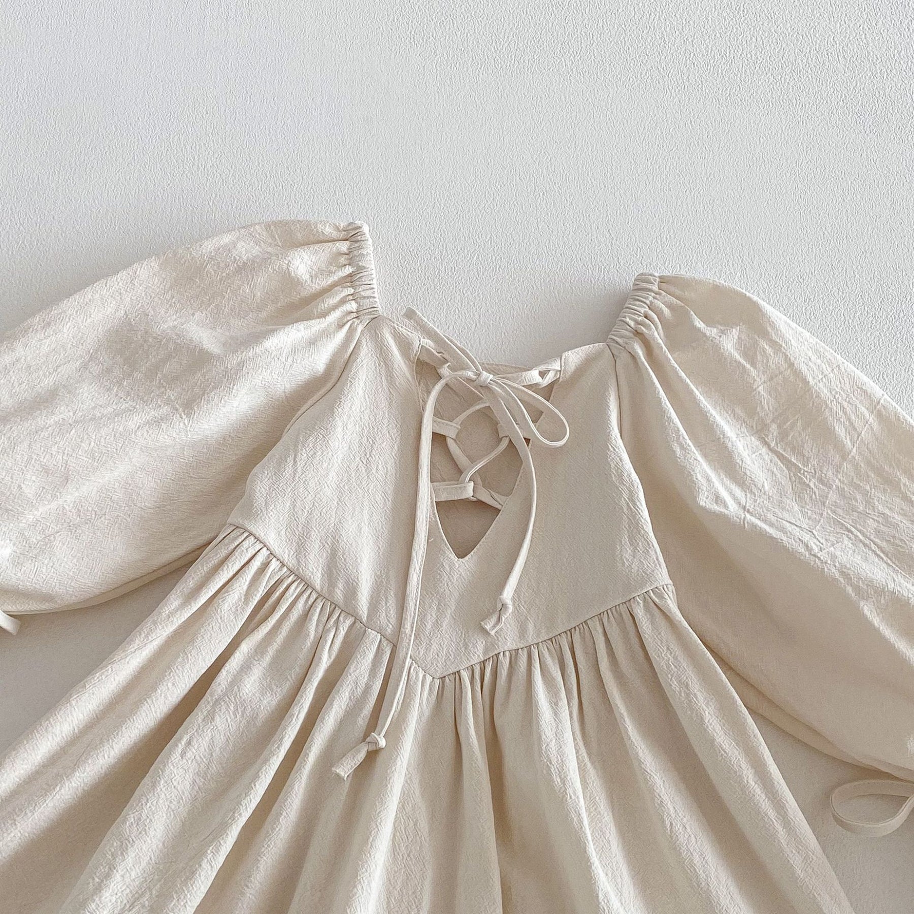 Rochie cu detalii Leeya Crem