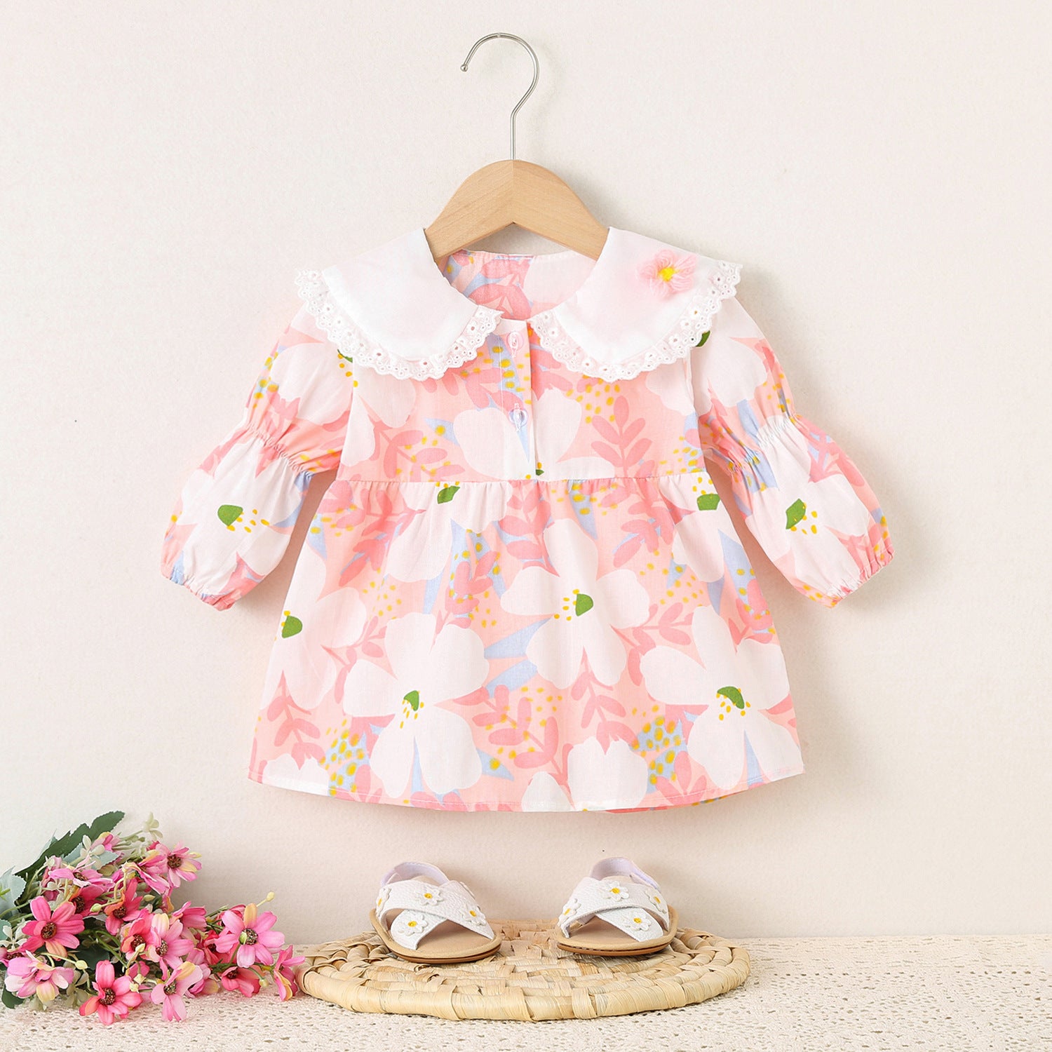 Rochie cu detalii Brena Roz