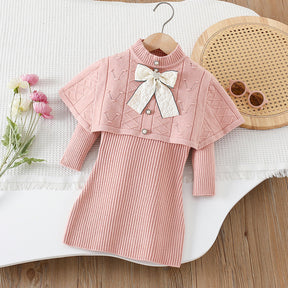 Rochie cu pelerina si agrafa Darisa Roz