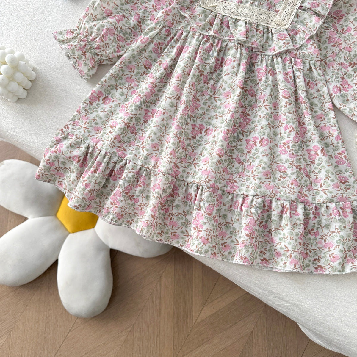 Rochie cu detalii Terisa Roz