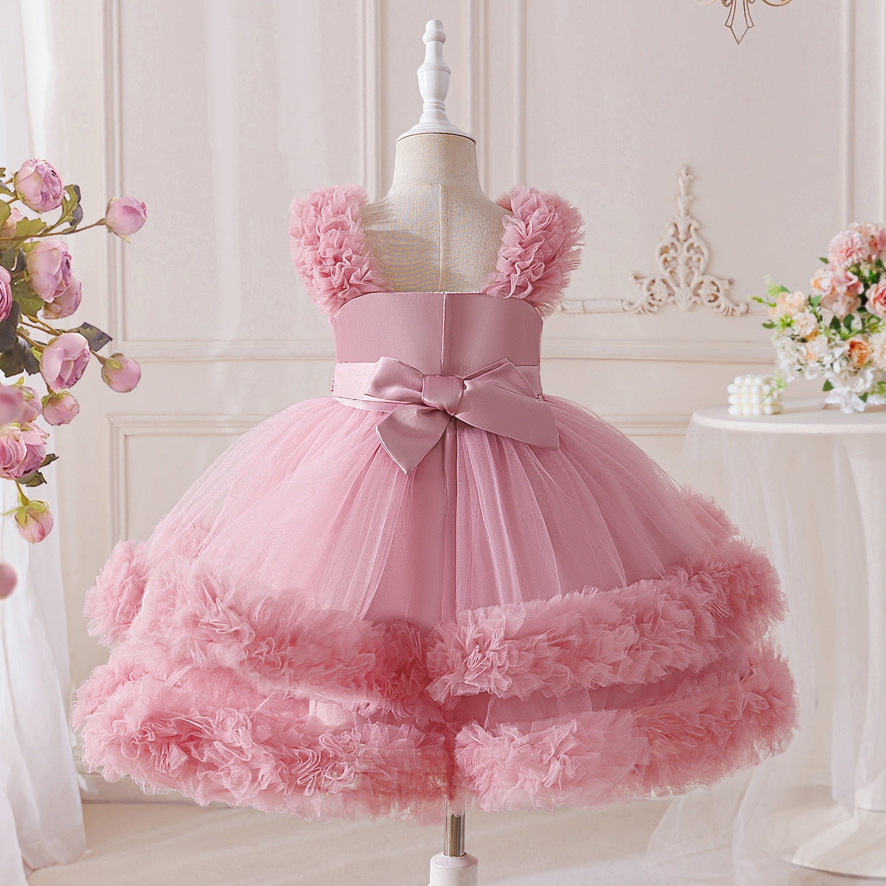 Rochie cu detalii Reben Roz