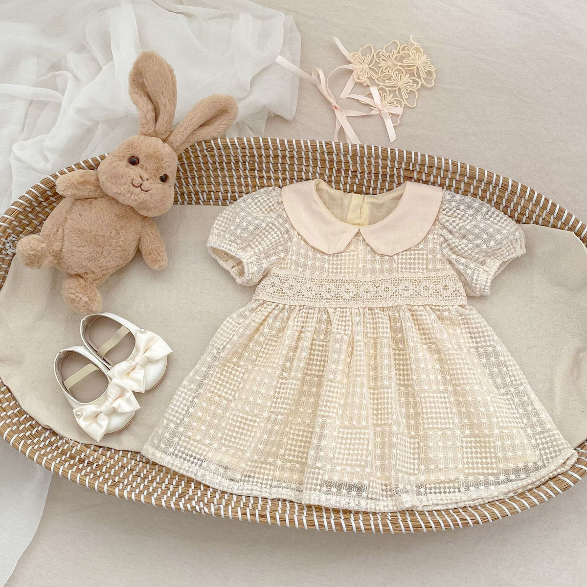 Rochie cu detalii Saryna Crem